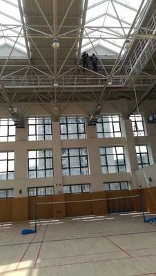 体育馆阳光房遮阳方案